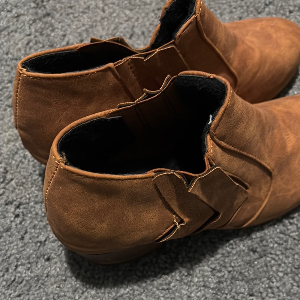 Women’s Leather Ankle Boots
